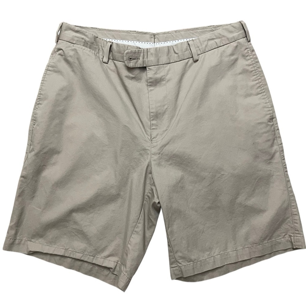 Peter Millar Tan Flat Front Shorts Classic Style size 33 waist men’s
